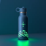 LUMA Leuchtflasche 500 ml – Schwimm deinen eigenen Weg